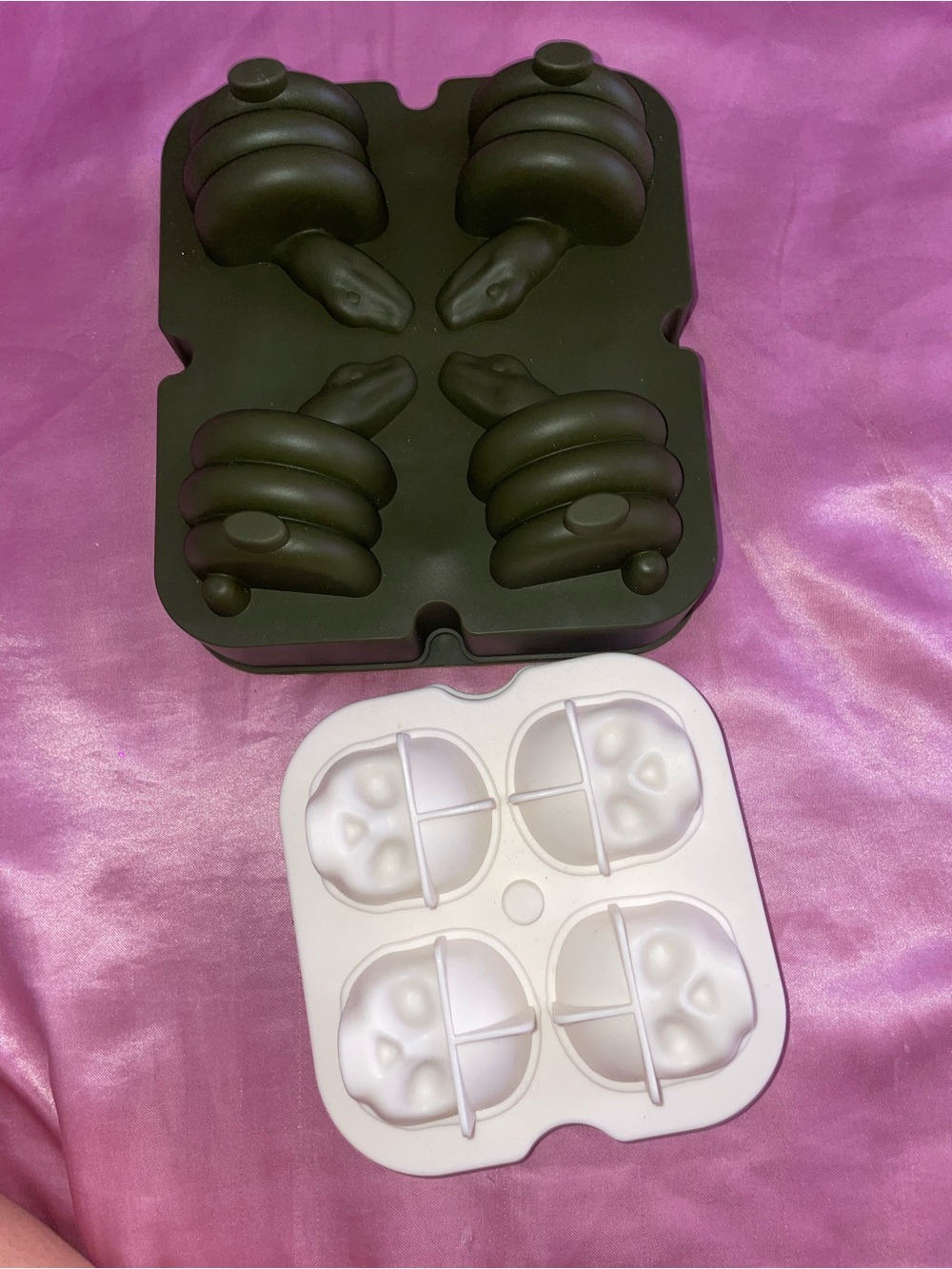 Gothic Ice Cube Trays 🖤
